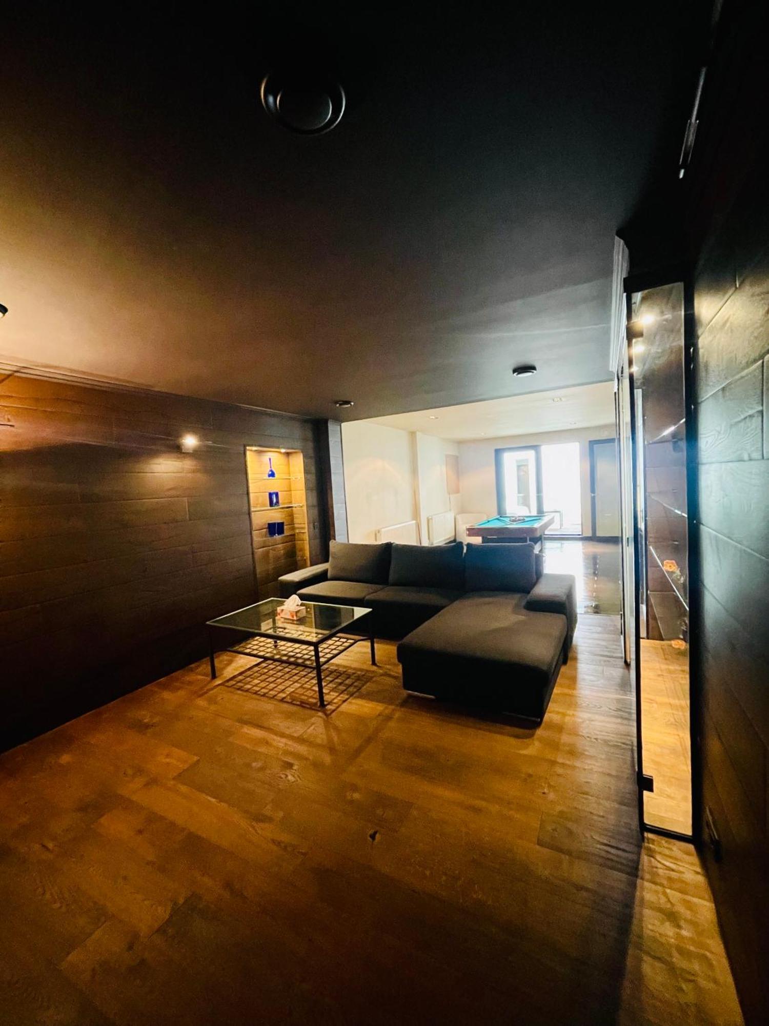 Down Town Spacious Loft Retreat With Private Parking Брюссель Екстер'єр фото